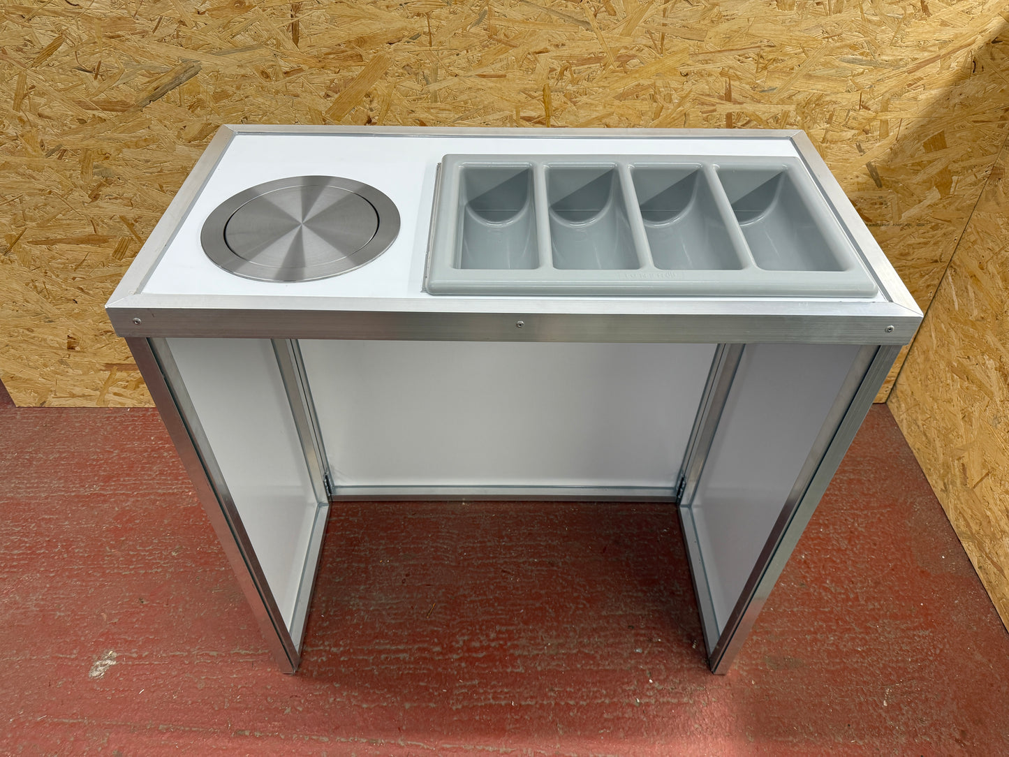 Foldable Tea & Coffee Station