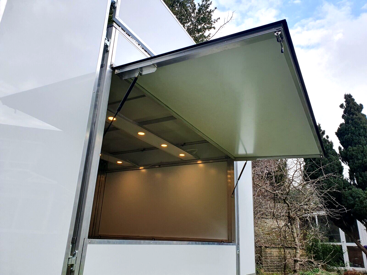Portable Pop UpKiosk - 10 x 10ft