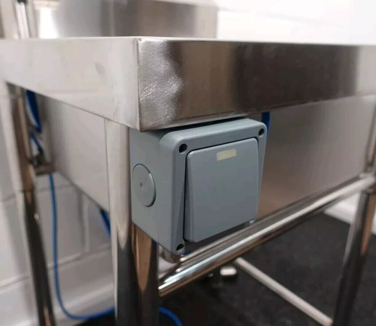 Portable Hot Water Sink - Single