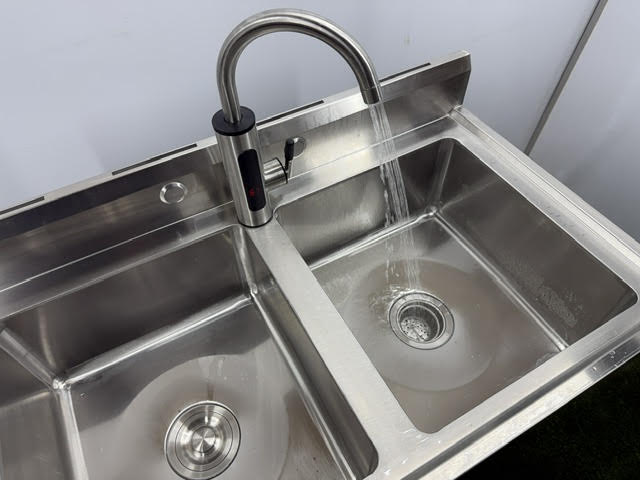 Portable Hot Water Sink - Deep Basin Double
