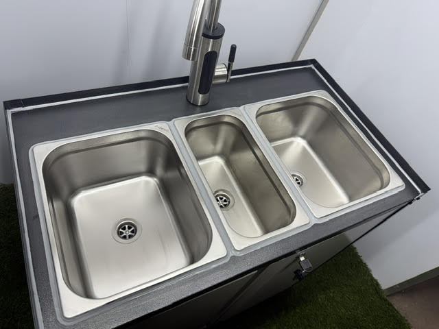 Portable Hot Water Sink - Triple Unit