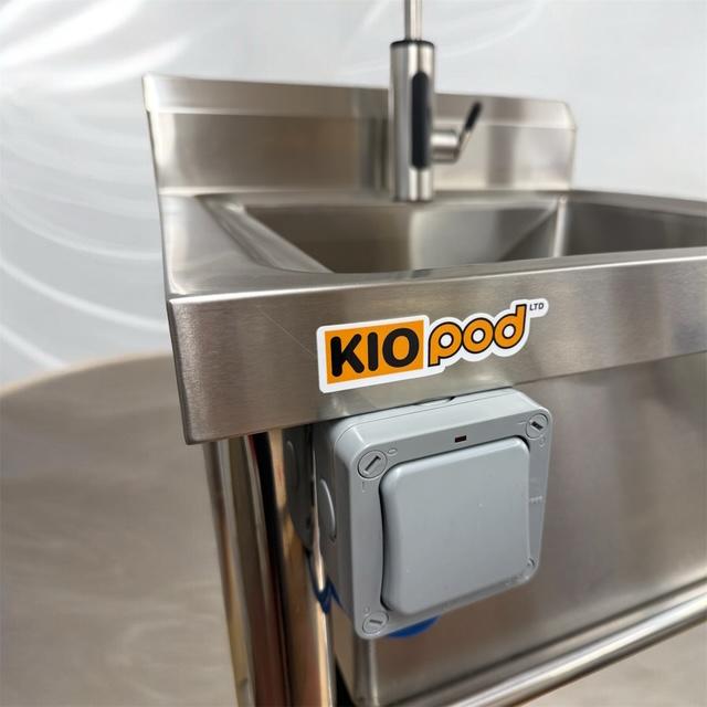 Single (Deep) instant Hot Water Sink - No Plumbing
