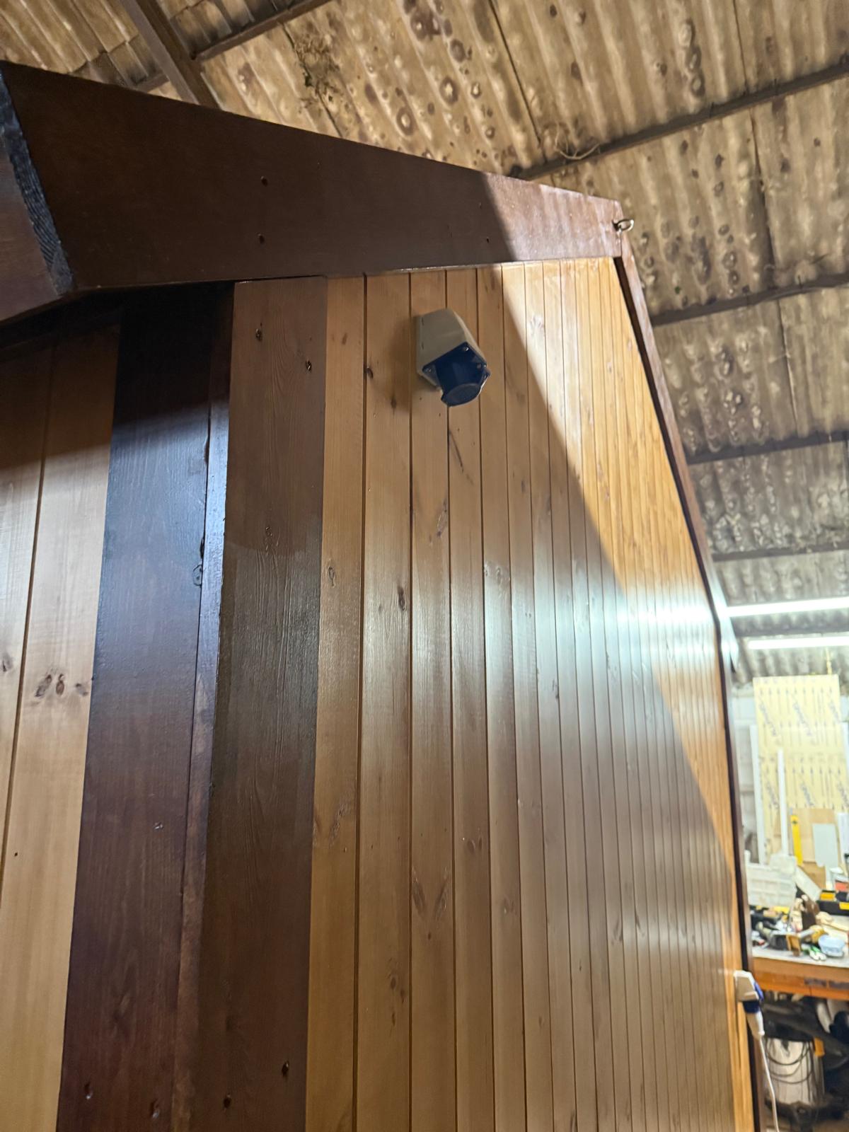 10ftx7ft Portable Hut