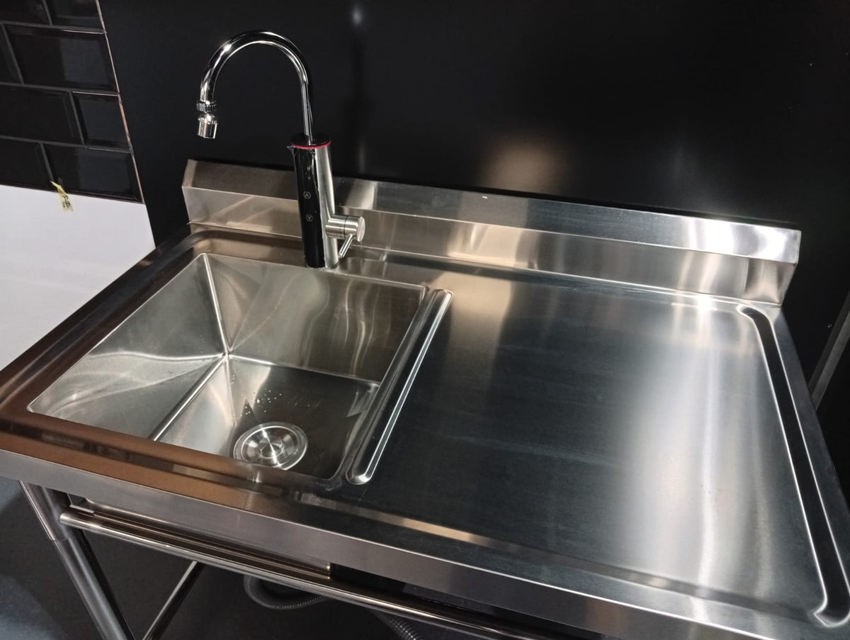 Single Hot/Cold Water No Plumbing Sink - Large Bowl and Drainer