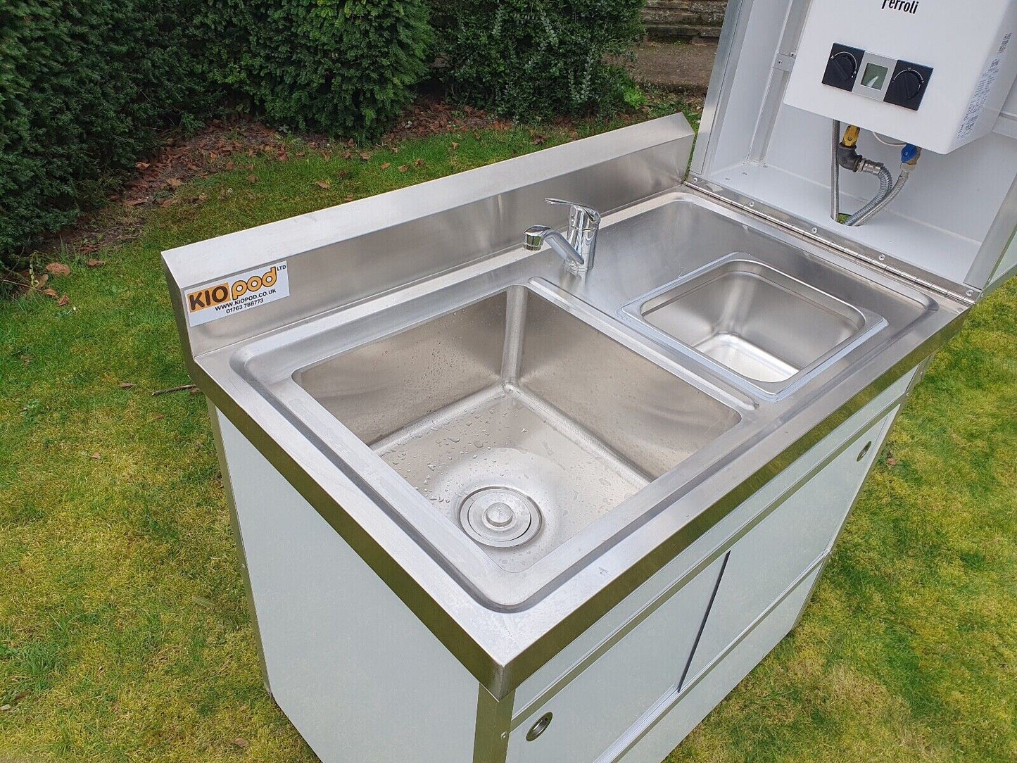 Portable Hot Water Sink - Pop Up Double