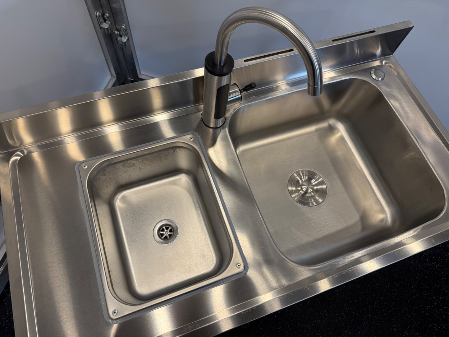 Portable Hot Water Sink - Double